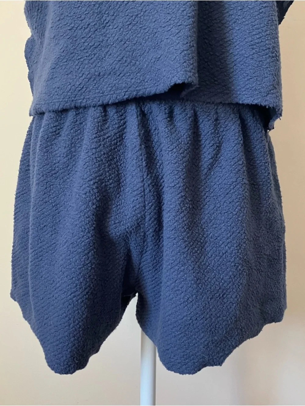 Free People Navy Blue Textured Knit Sleeveless Top & Shorts set size Medium - Picture 8 of 10